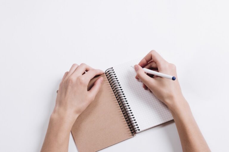 Blog zonder afbeelding, Notitieboekje met pen, schrijven (Blog)