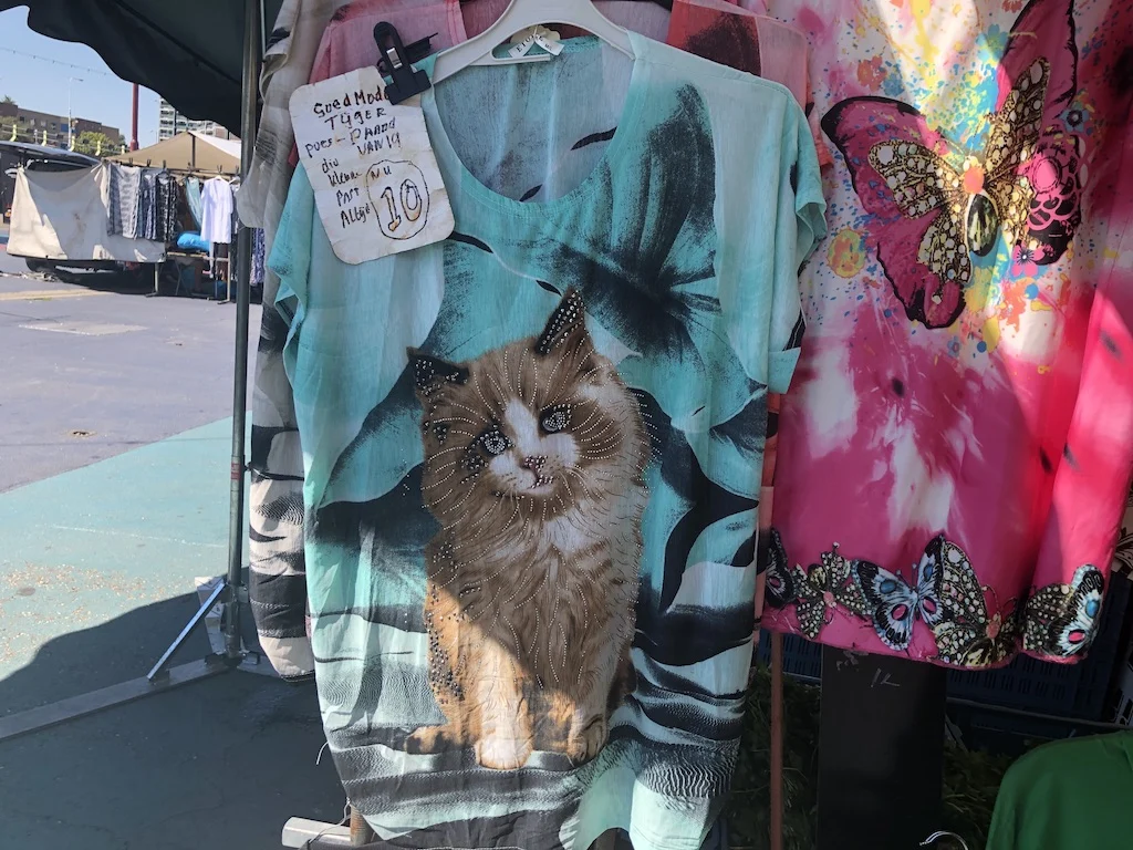 Katten-T-shirt, 2020, Augustus